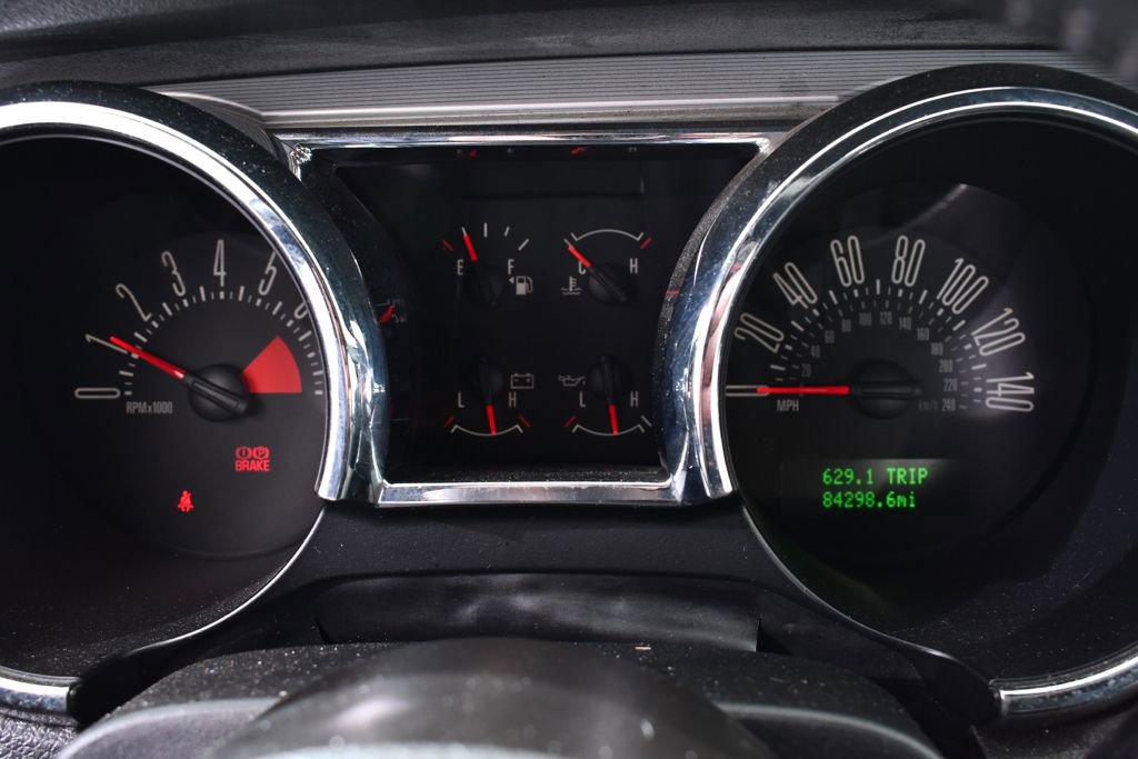 Used 2009 Ford Mustang GT Premium RWD image 23