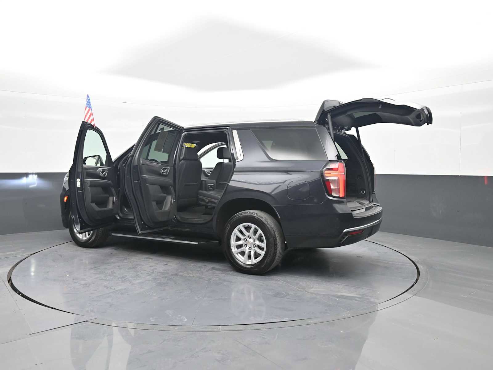 Used 2024 Chevrolet Tahoe LT AWD/4WD image 49