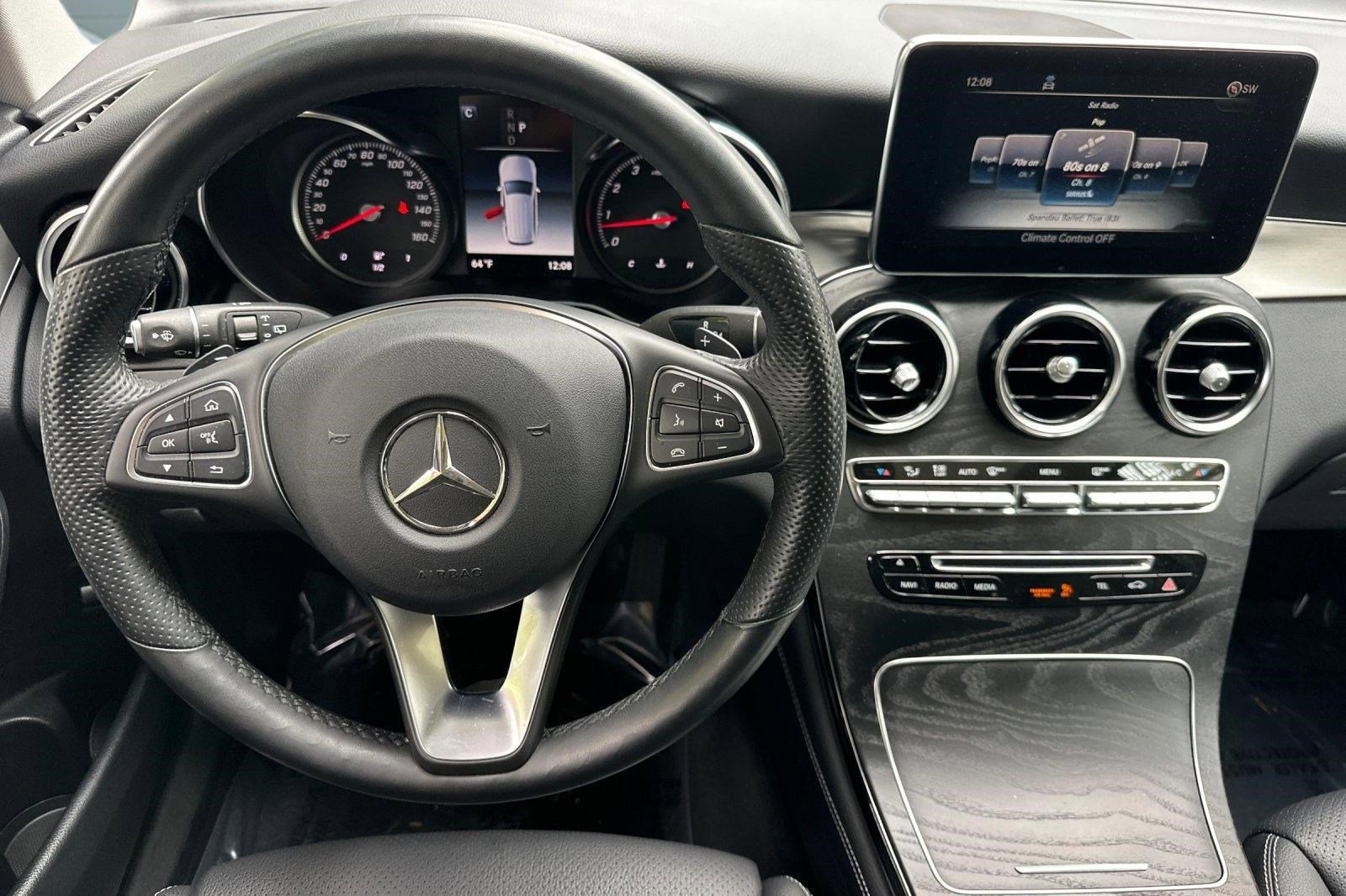 Used 2019 Mercedes-Benz GLC 300 4MATIC image 29