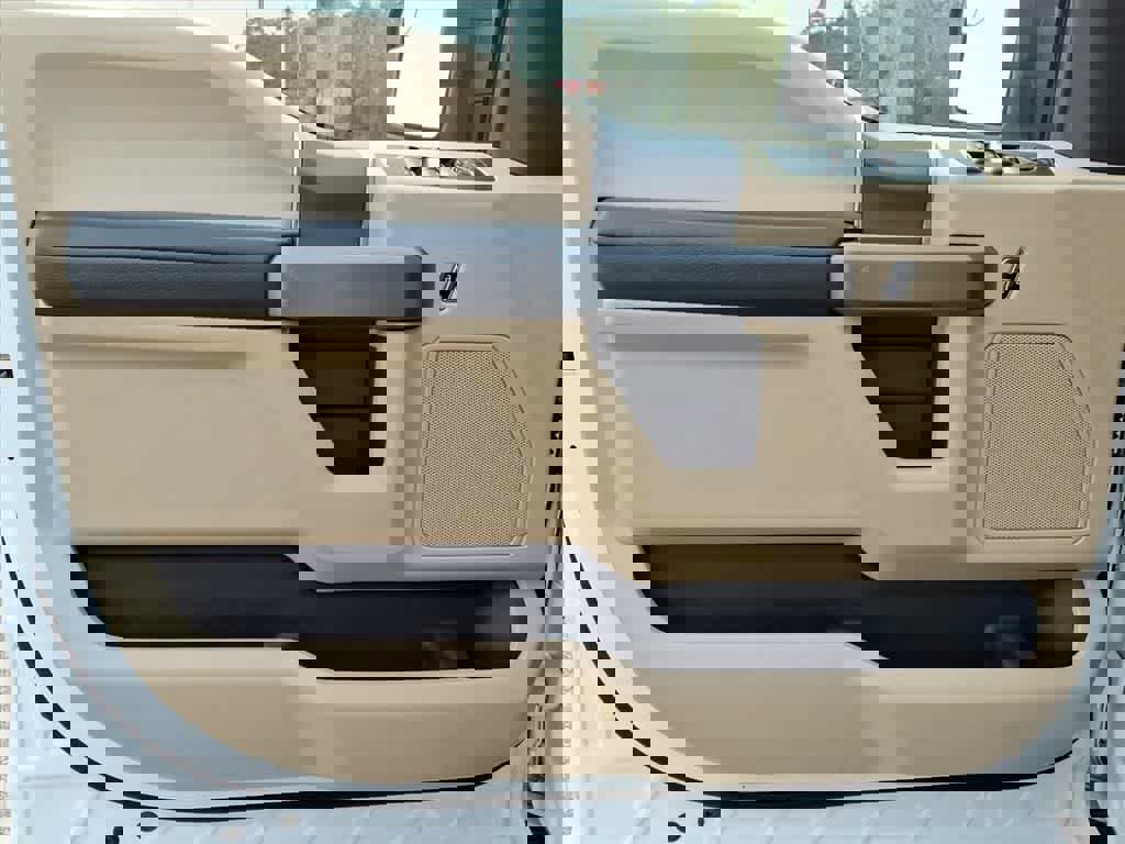 Used 2018 Ford F150 XLT w/ Equipment Group 302A Luxury image 14