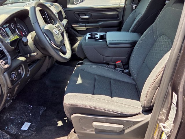 New 2026 RAM 1500 Express RWD image 4