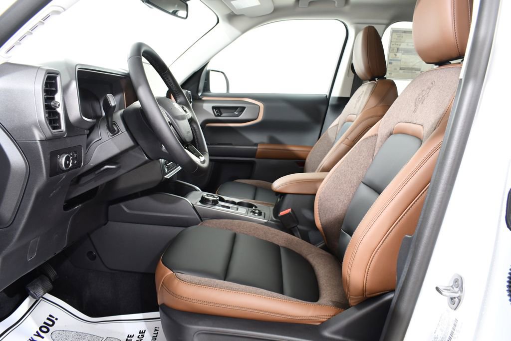 New 2026 Ford Bronco Sport Outer Banks AWD/4WD image 6