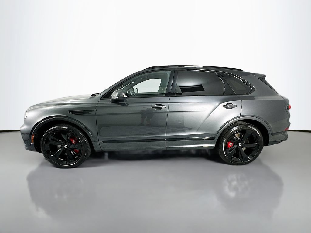 Used 2023 Bentley Bentayga AWD/4WD image 2