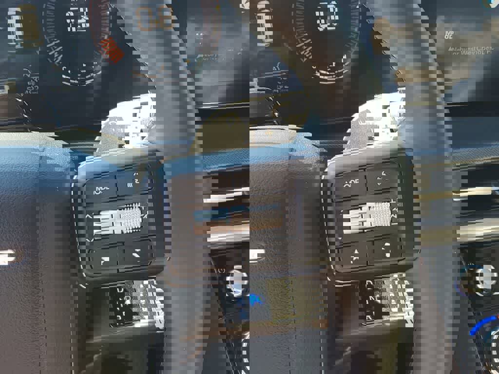 Used 2025 Hyundai Santa Fe XRT image 25