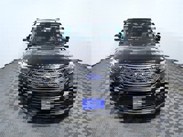 Certified 2023 Ford Explorer XLT w/ Equipment Group 202A image 3