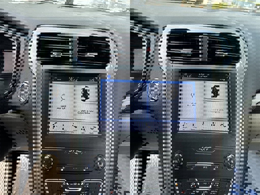 Used 2019 Ford Fusion SEL image 42