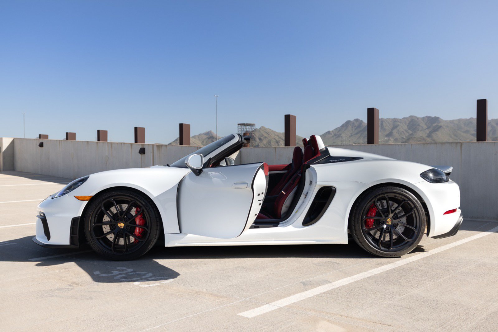 Used 2020 Porsche 718 Boxster Spyder RWD image 13