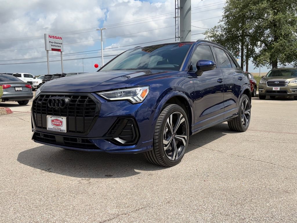 Used 2024 Audi Q3 2.0T Premium Plus w/ Premium Plus Package image 6