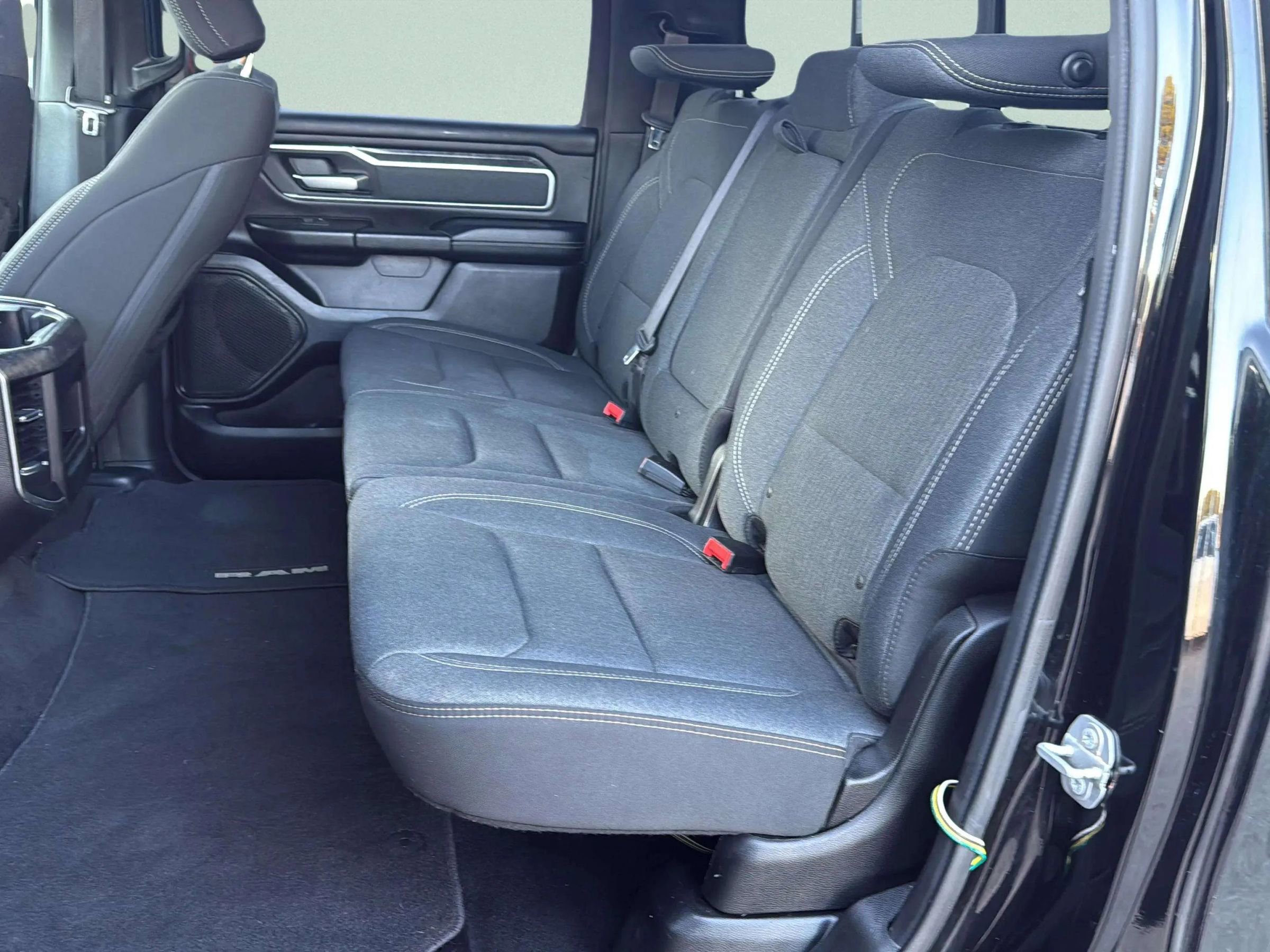 Used 2019 RAM 1500 Big Horn image 25