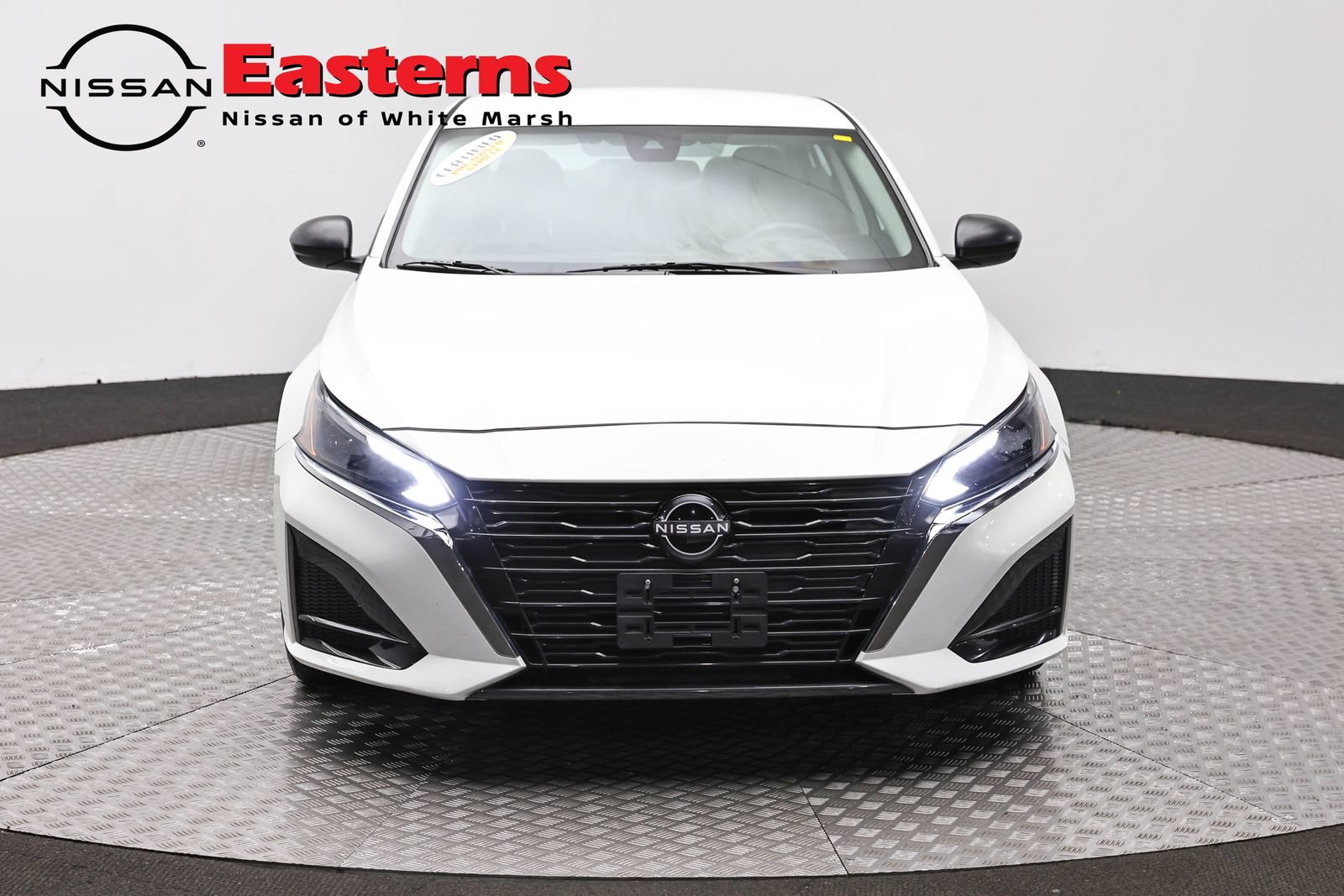 Used 2024 Nissan Altima 2.5 S FWD image 2