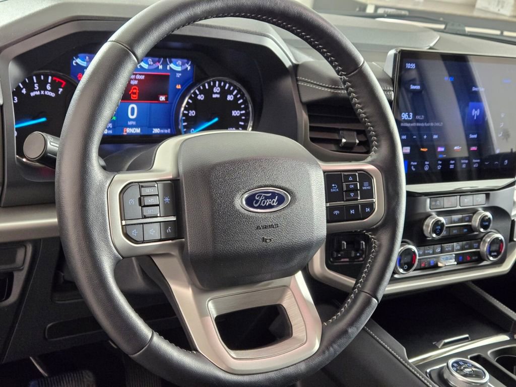 Used 2023 Ford Expedition Max XLT AWD/4WD image 26