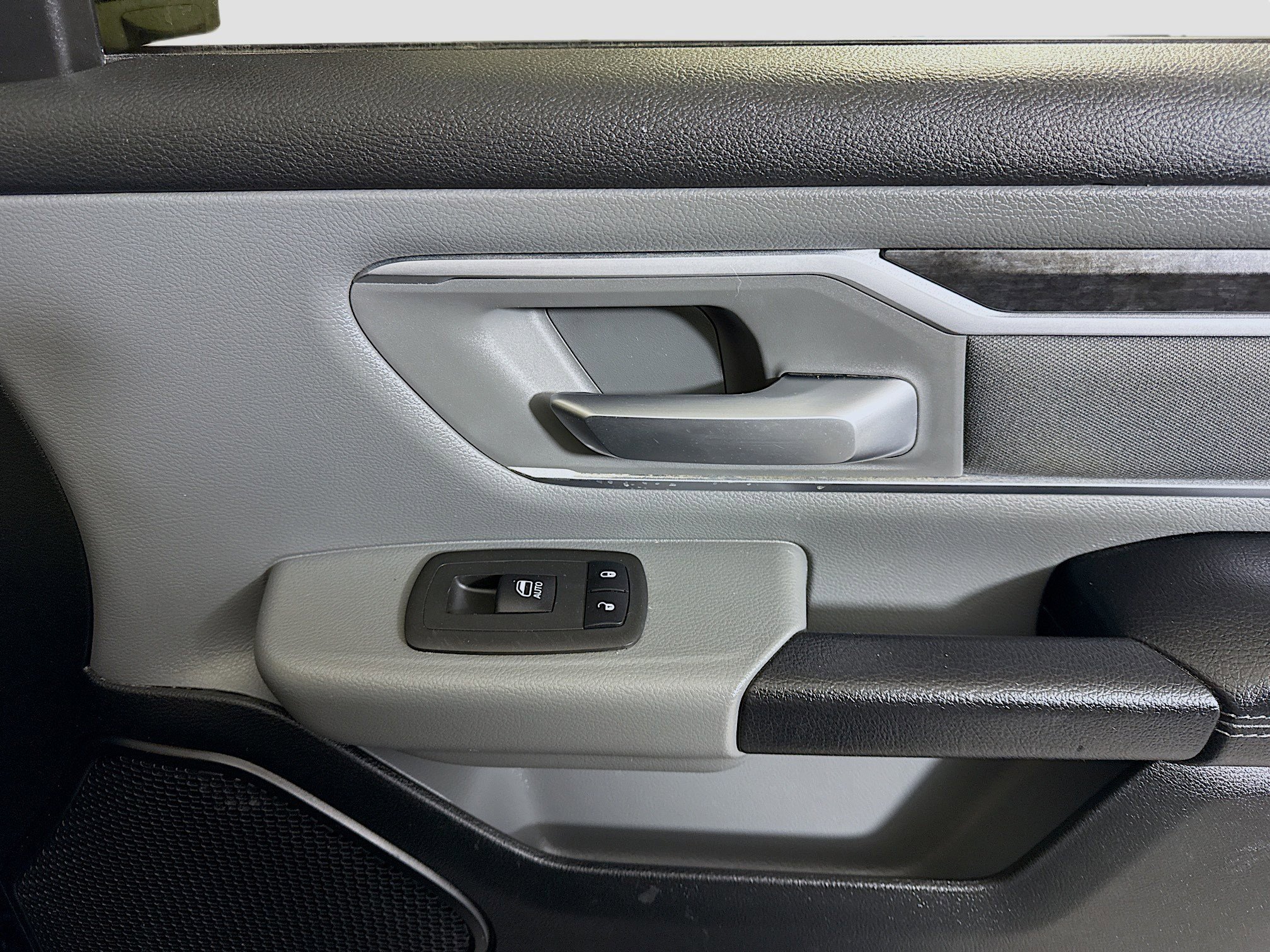 Used 2019 RAM 1500 Big Horn image 31