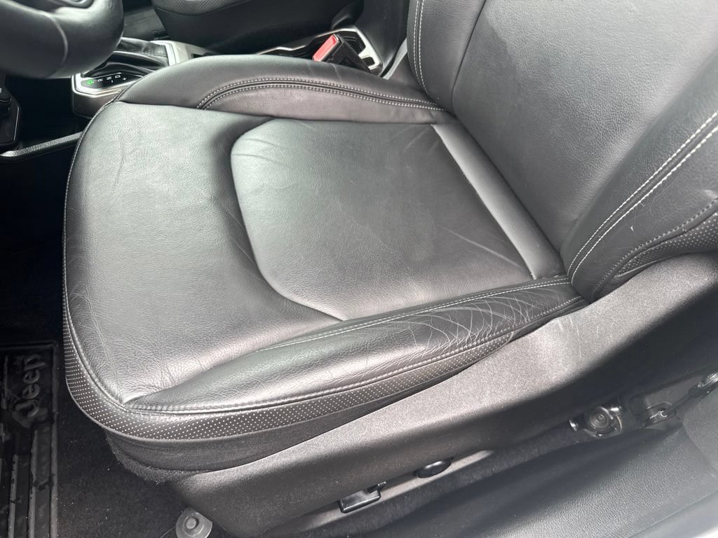 Used 2020 Jeep Renegade Limited w/ UConnect 8.4 Nav Group AWD/4WD image 31
