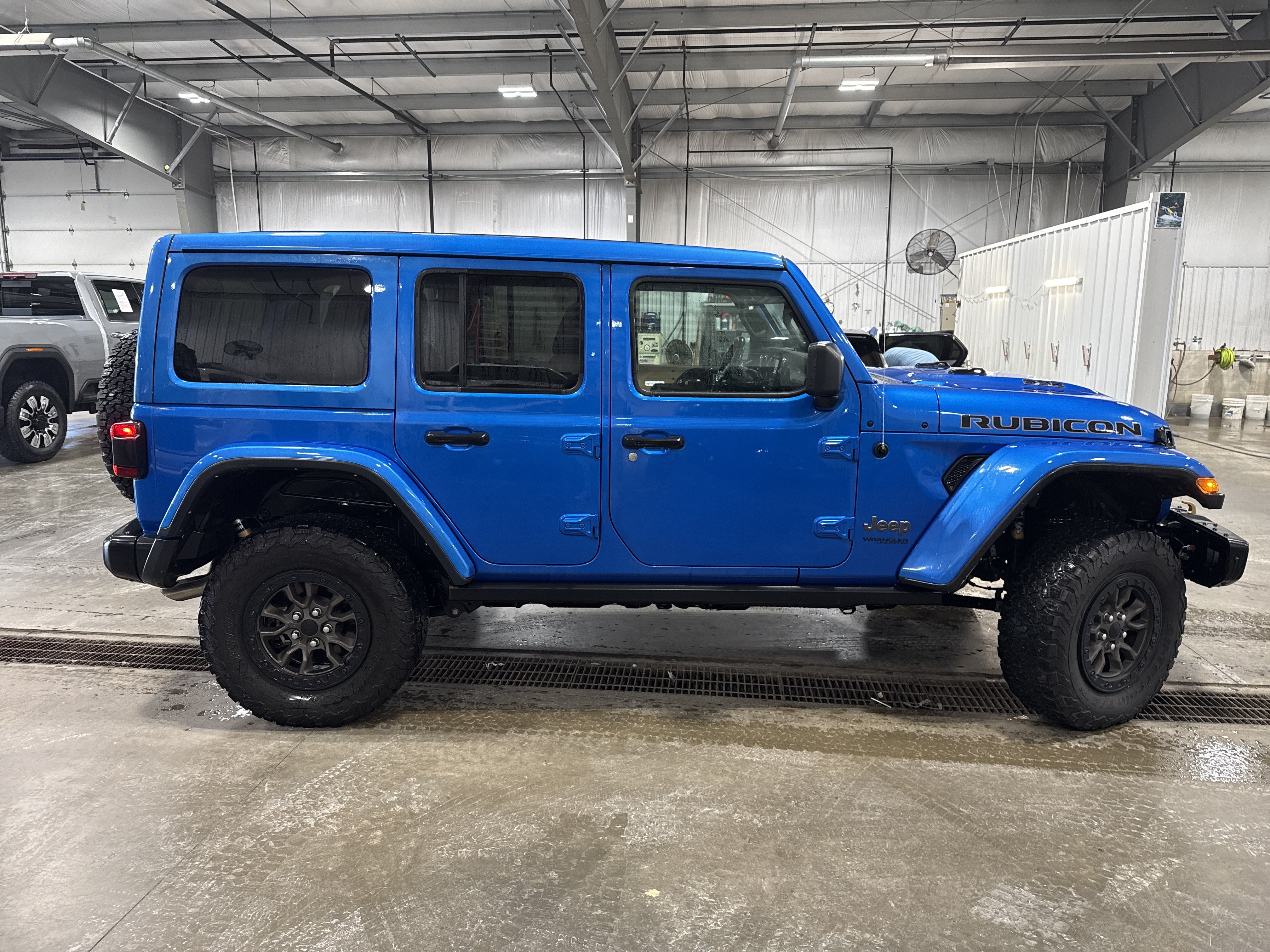 Used 2021 Jeep Wrangler Unlimited Rubicon w/ Trailer Tow Package AWD/4WD image 2