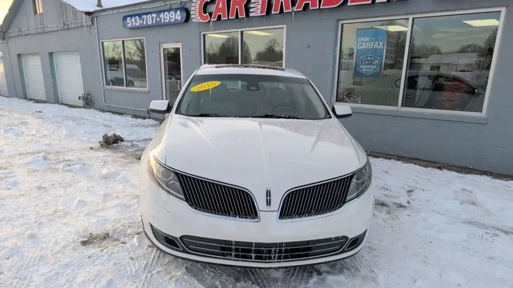 Used 2015 Lincoln MKS AWD w/ Equipment Group 101A image 4