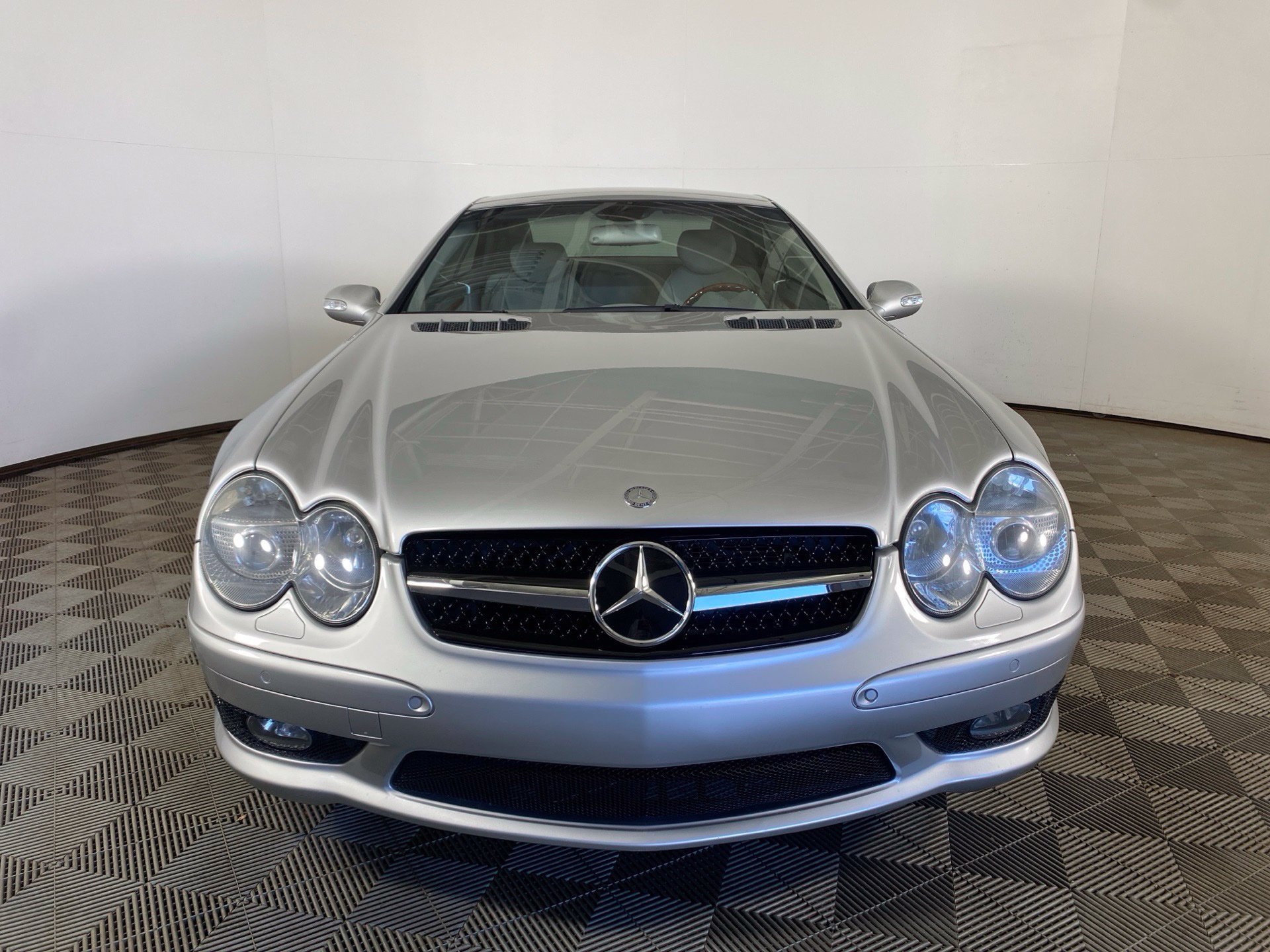 Used 2003 Mercedes-Benz SL 500 image 3