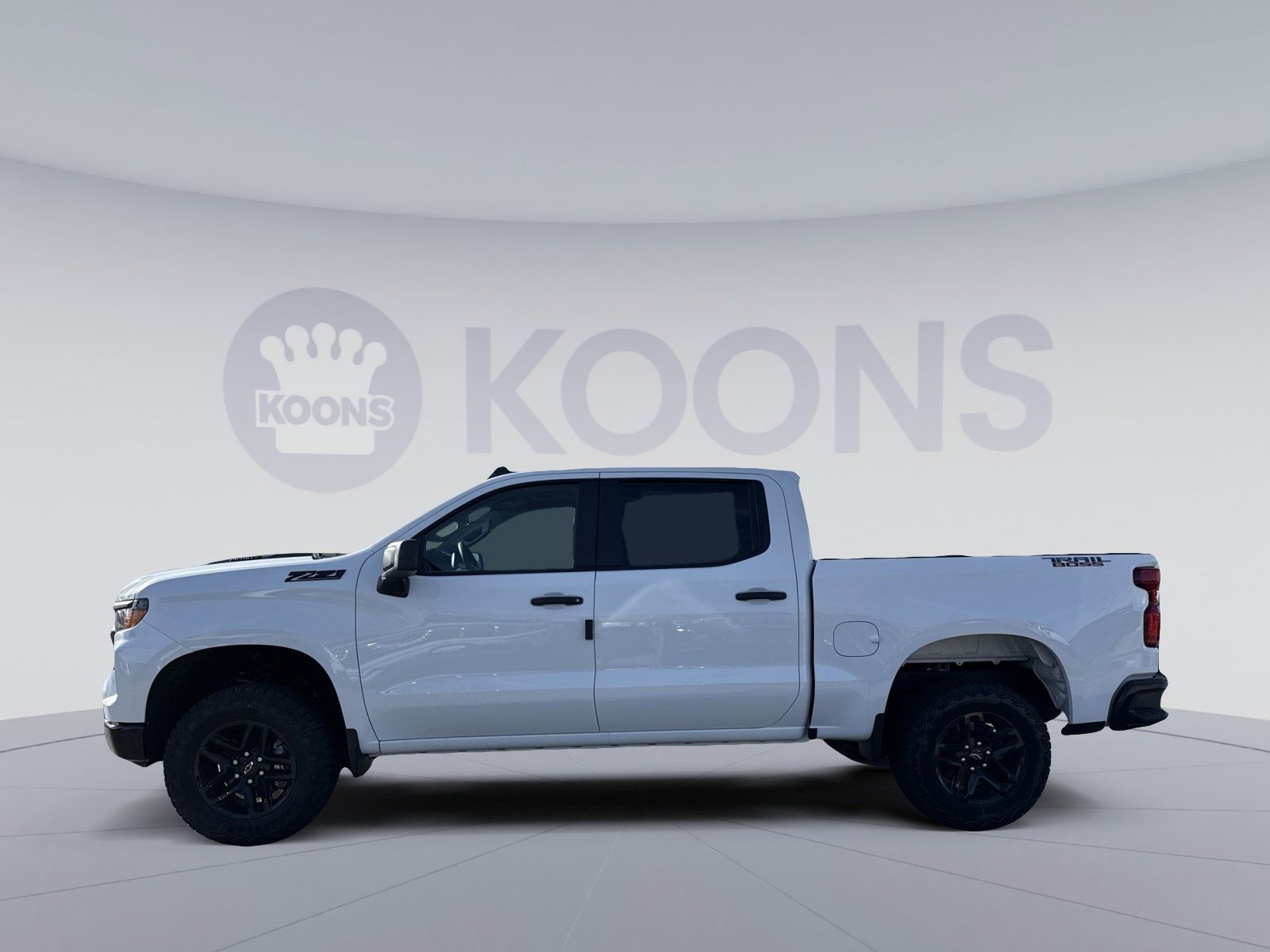New 2026 Chevrolet Silverado 1500 Custom Trail Boss w/ LPO, Dark Essentials Package image 2