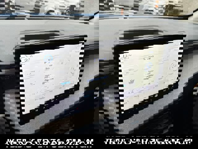 New 2025 Ford Maverick XLT image 13