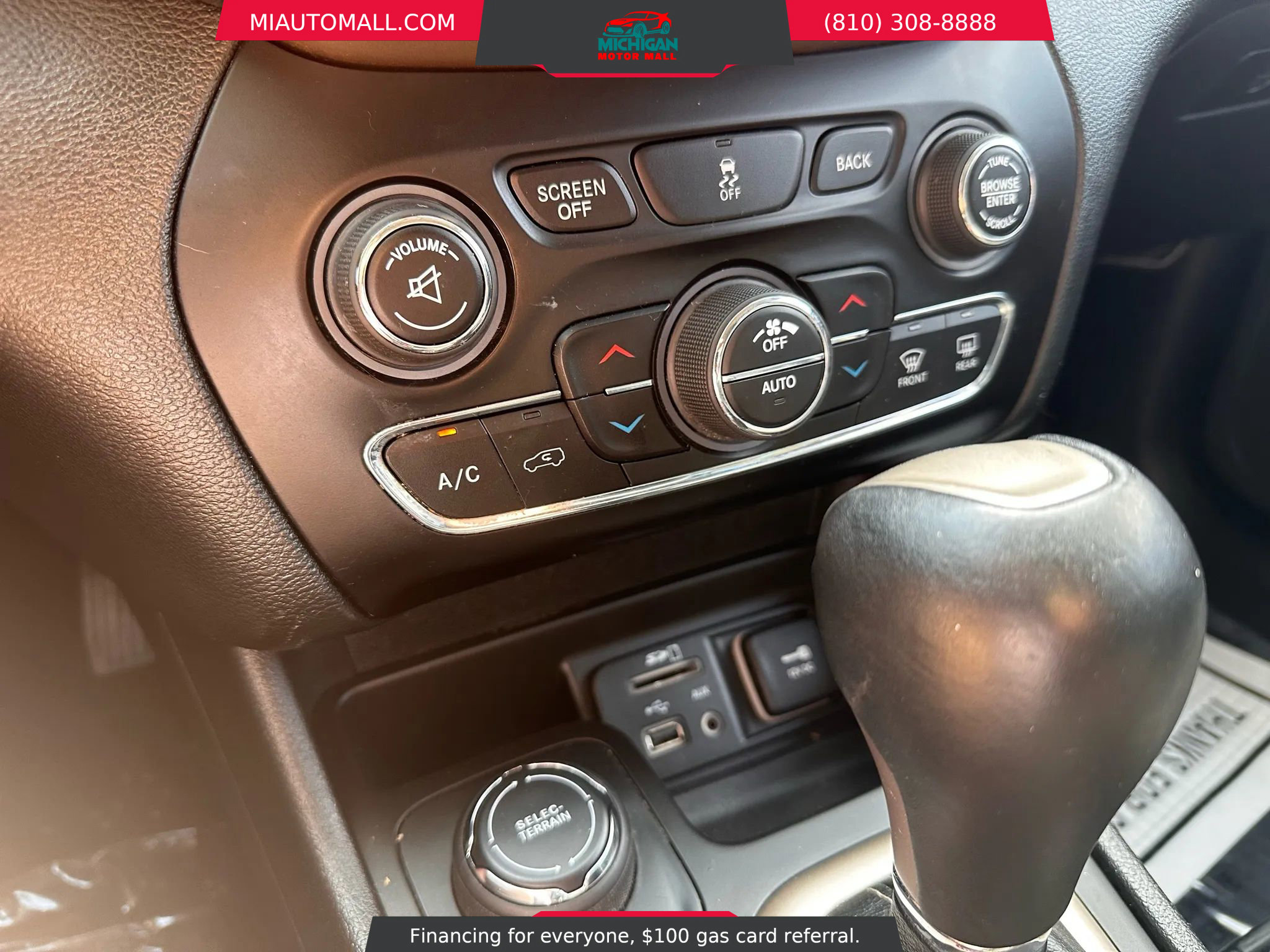 Used 2018 Jeep Cherokee Limited image 14