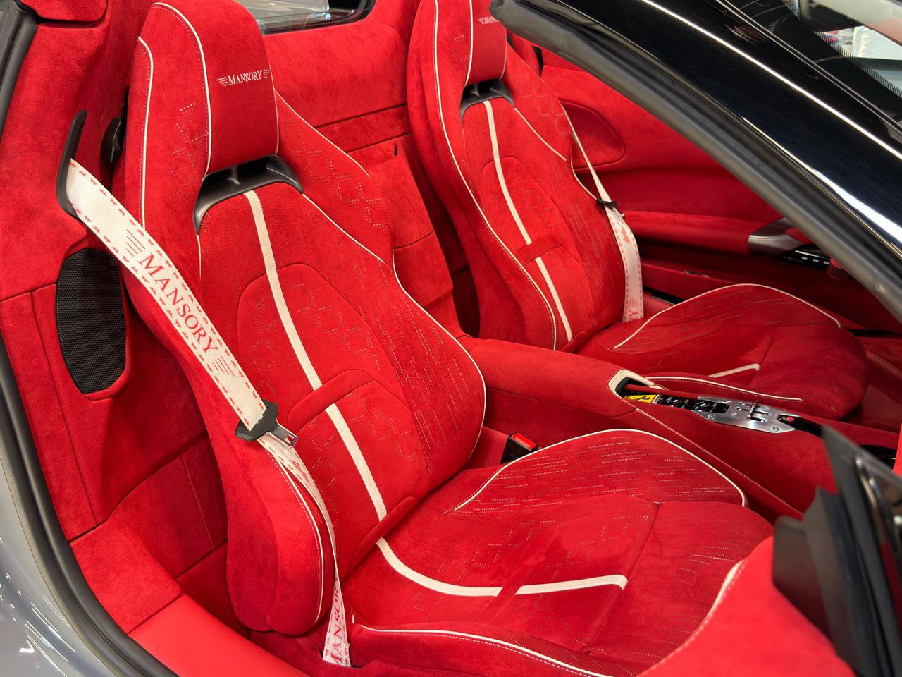 Used 2022 Ferrari SF90 Spider AWD/4WD image 22