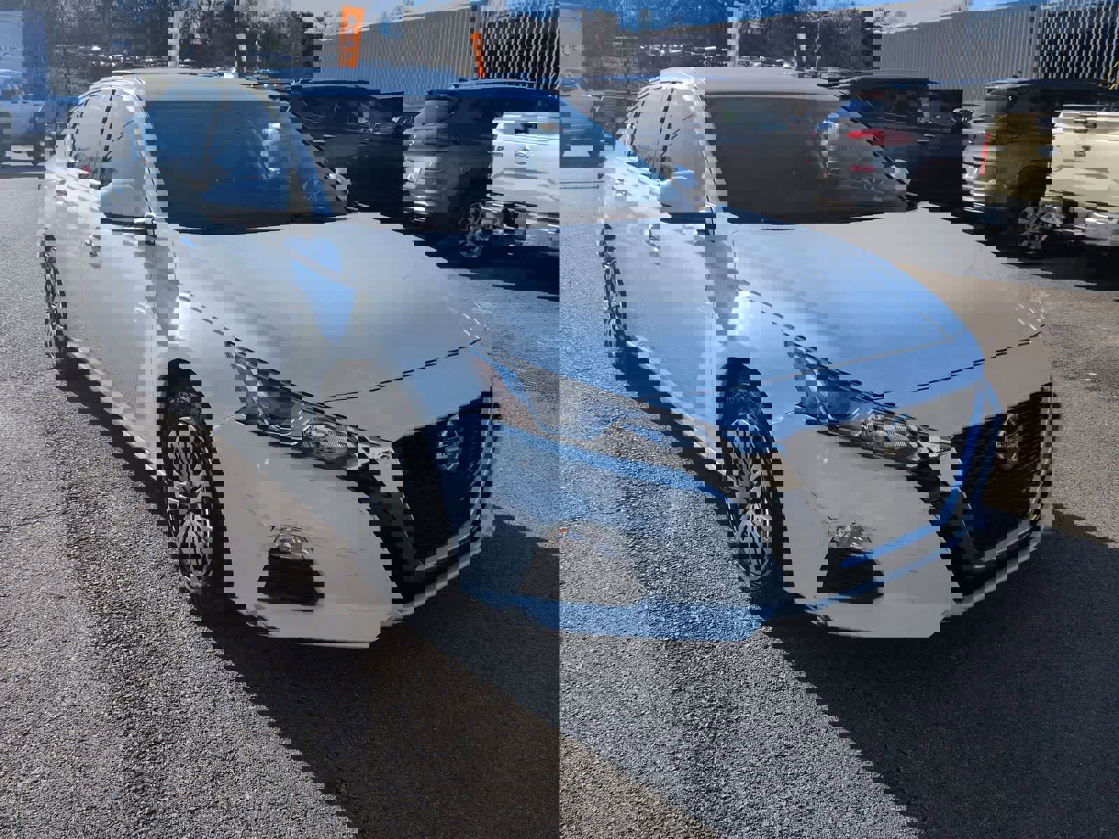 Used 2020 Nissan Altima 2.5 S image 2