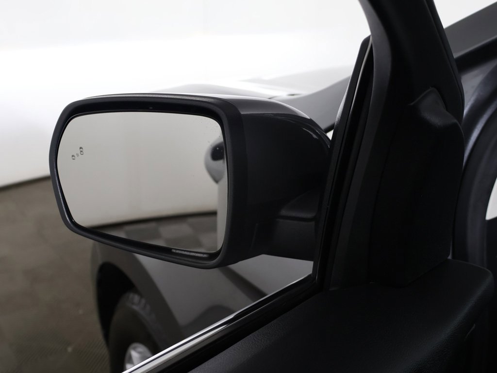 Used 2022 Ford Edge SEL w/ Convenience Package image 32