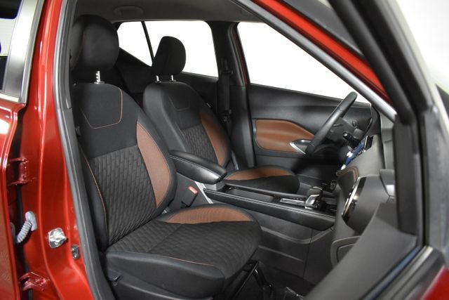 Used 2022 Nissan Kicks SR FWD image 31