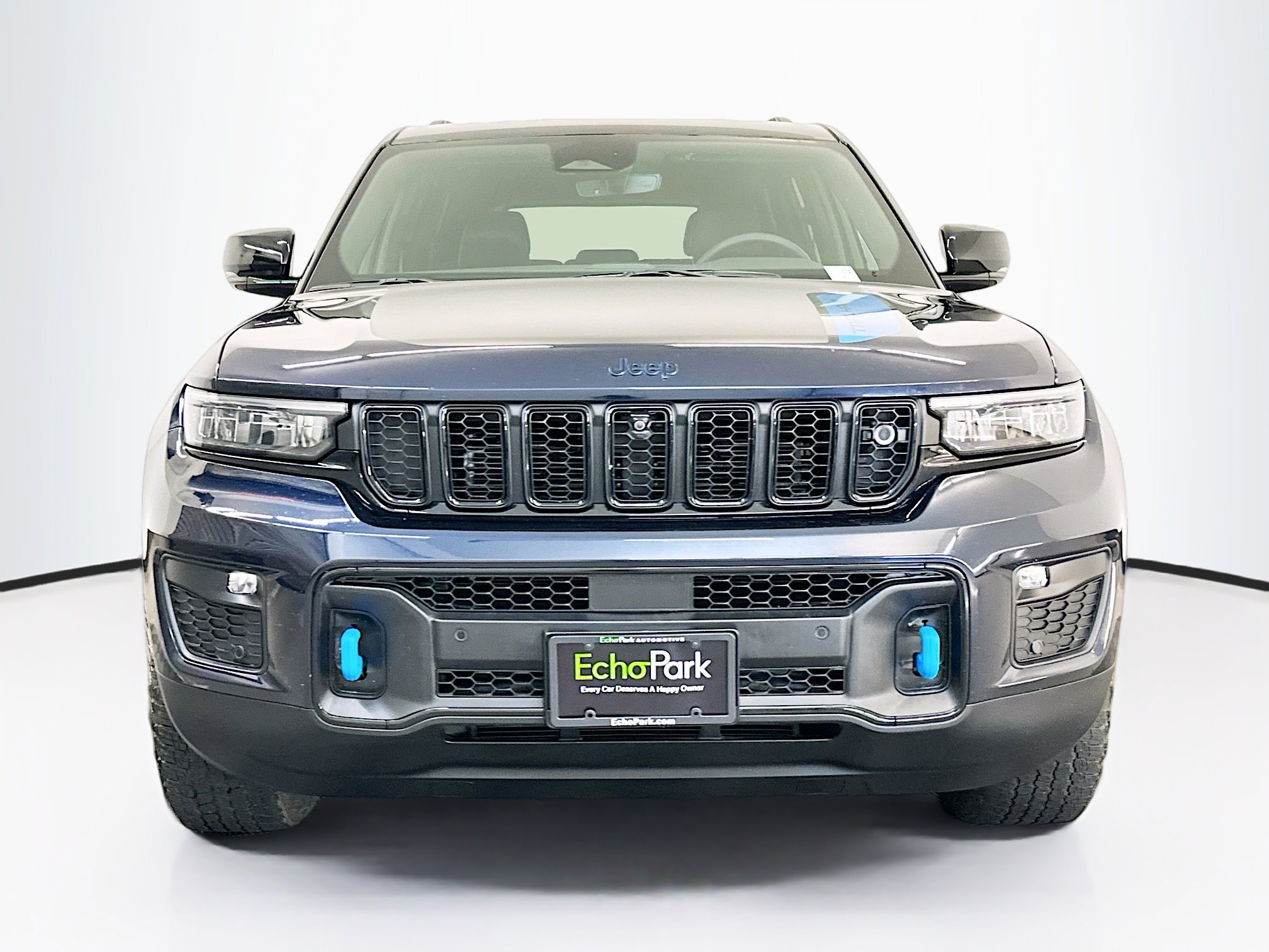 Used 2022 Jeep Grand Cherokee Trailhawk w/ Advanced Protech Group II image 2