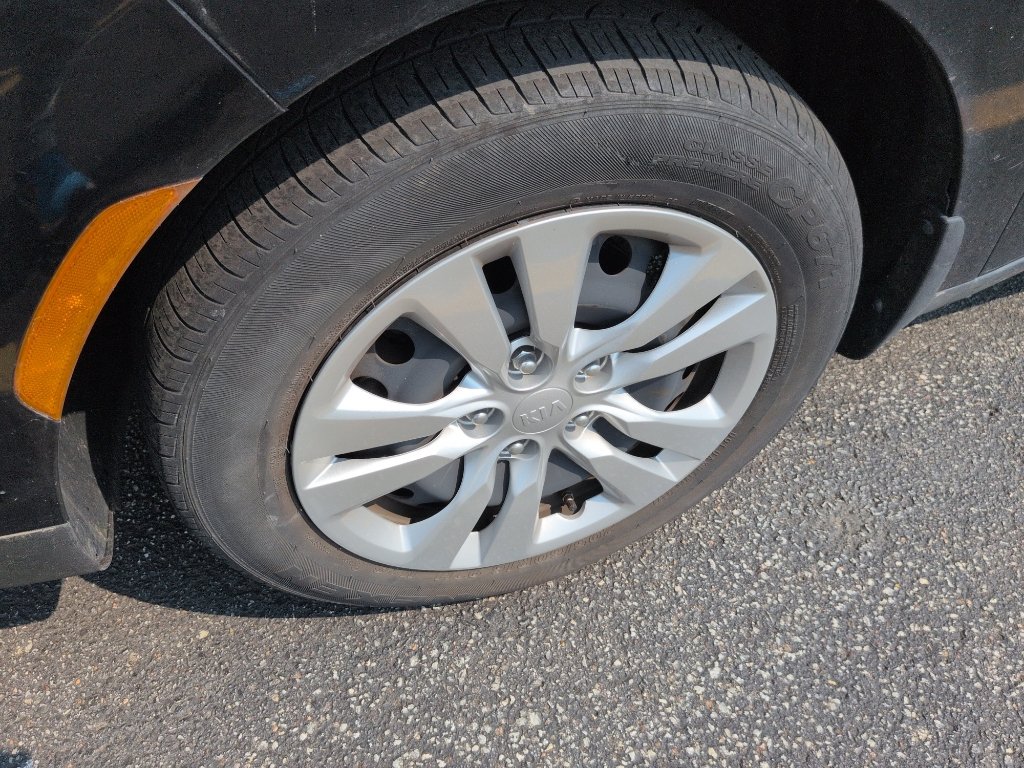 Used 2021 Kia Soul LX FWD image 9