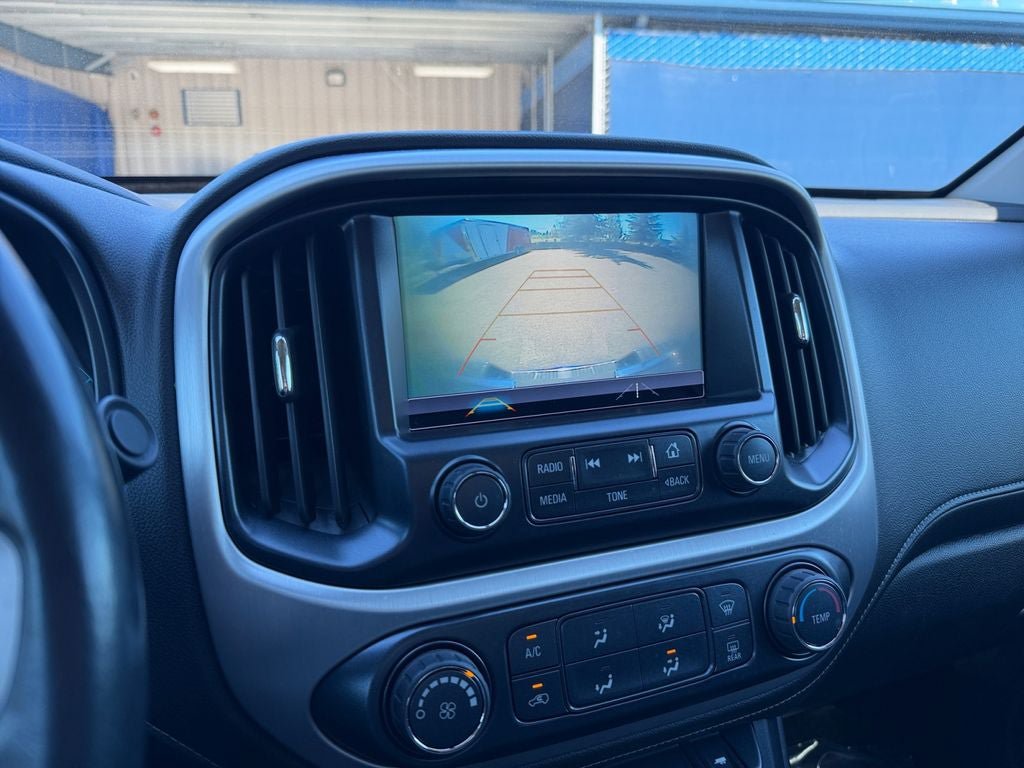 Used 2018 GMC Canyon SLE AWD/4WD image 17