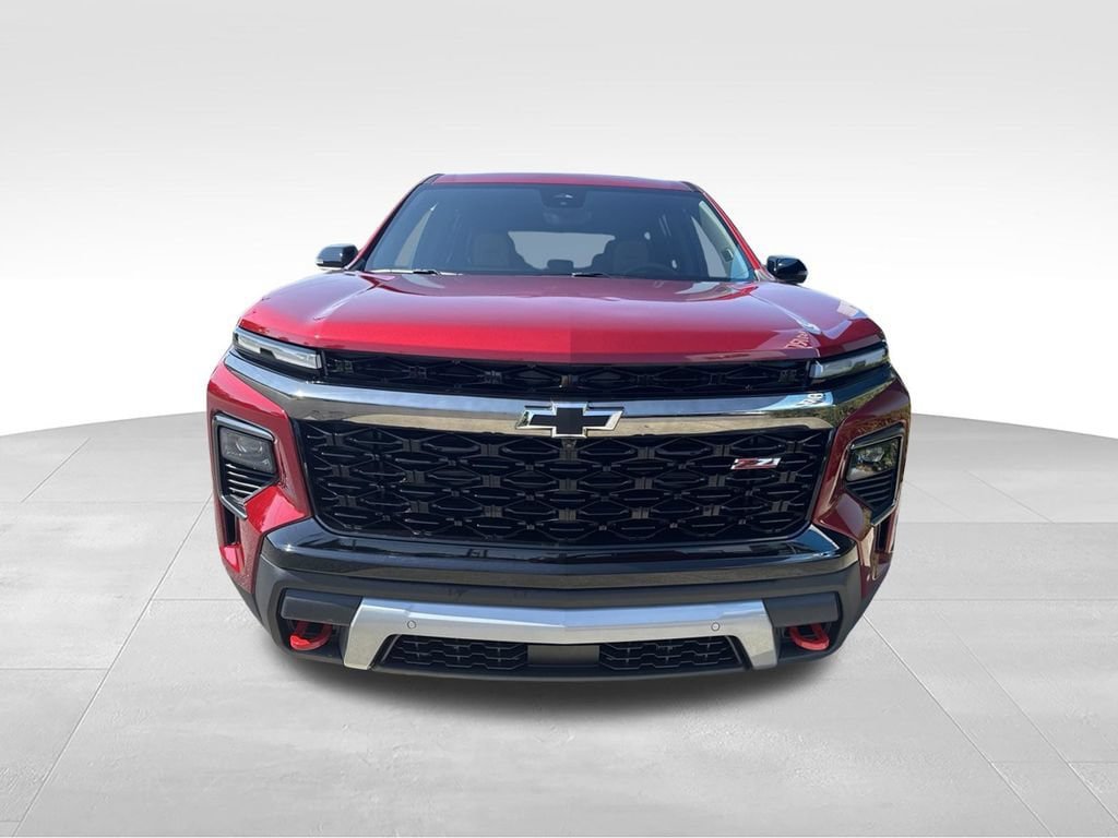 New 2027 Chevrolet Traverse Z71 w/ Enhanced Driving Package AWD/4WD image 3