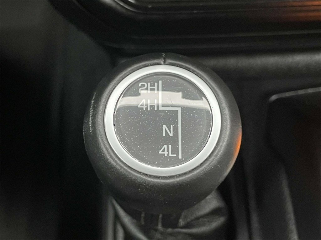 Used 2023 Jeep Wrangler Sahara image 31