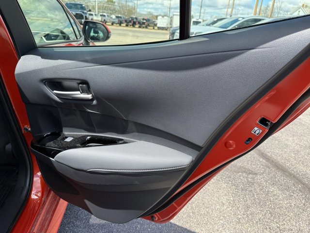 Used 2025 Toyota Corolla SE FWD image 31
