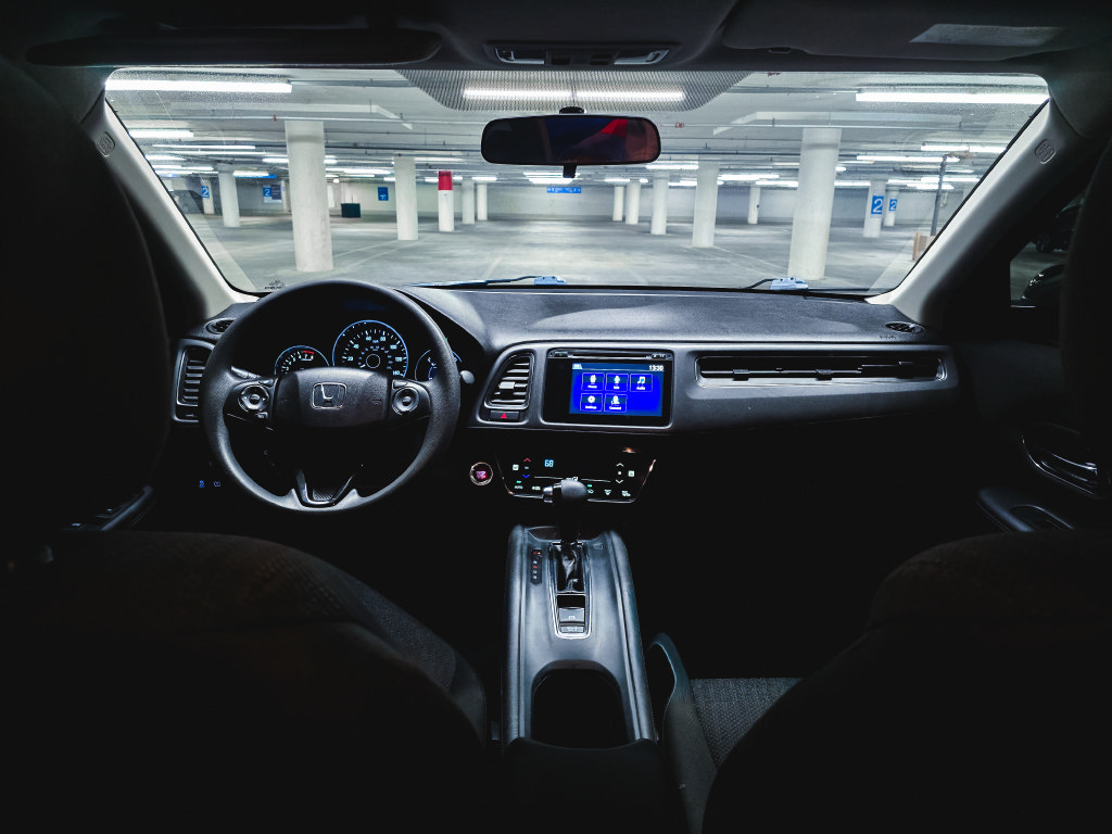 Used 2017 Honda HR-V EX image 3
