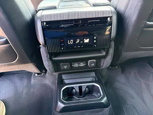 Used 2024 Jeep Wagoneer Series II AWD/4WD image 25