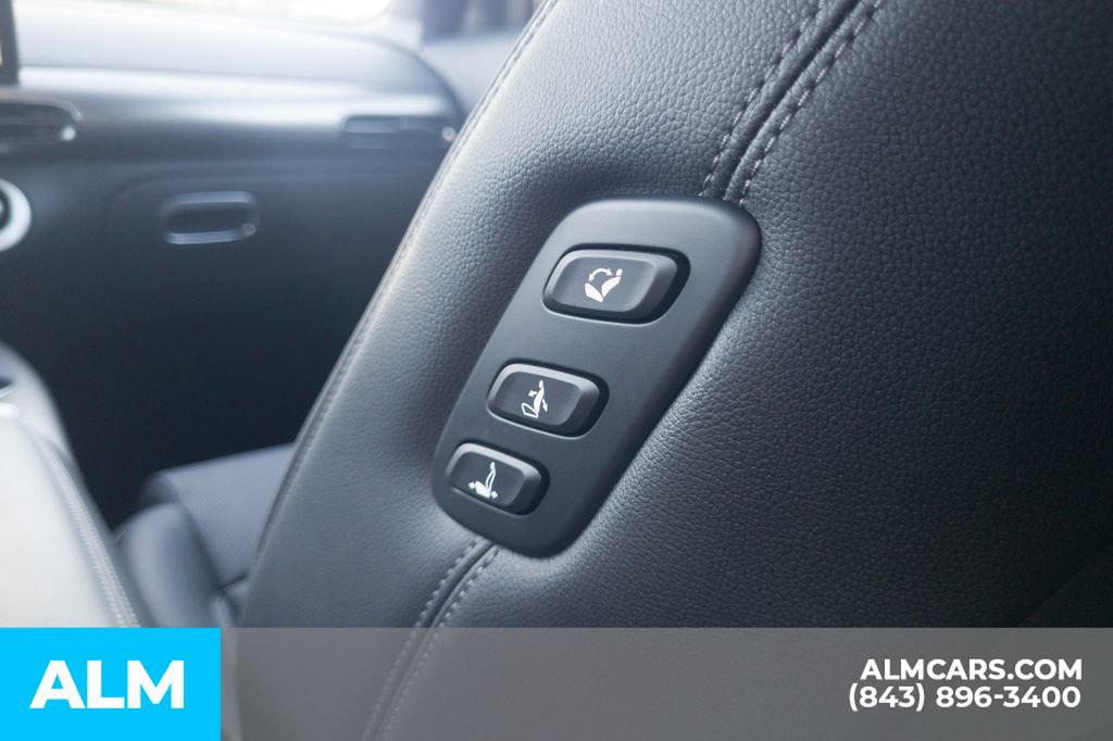 Used 2024 Genesis GV60 Advanced image 21