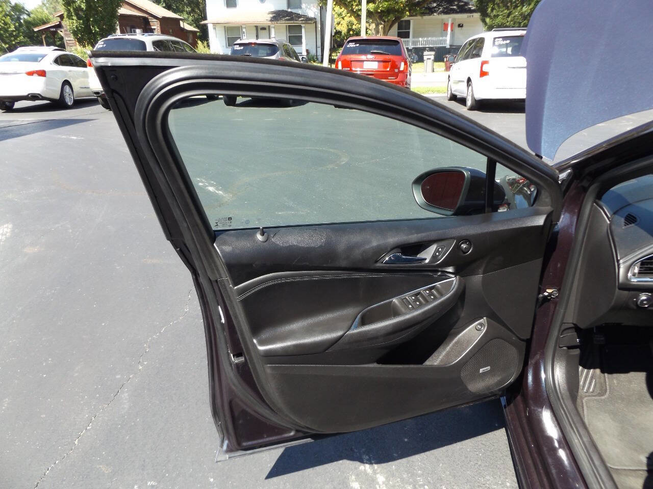 Used 2016 Chevrolet Cruze Premier image 19