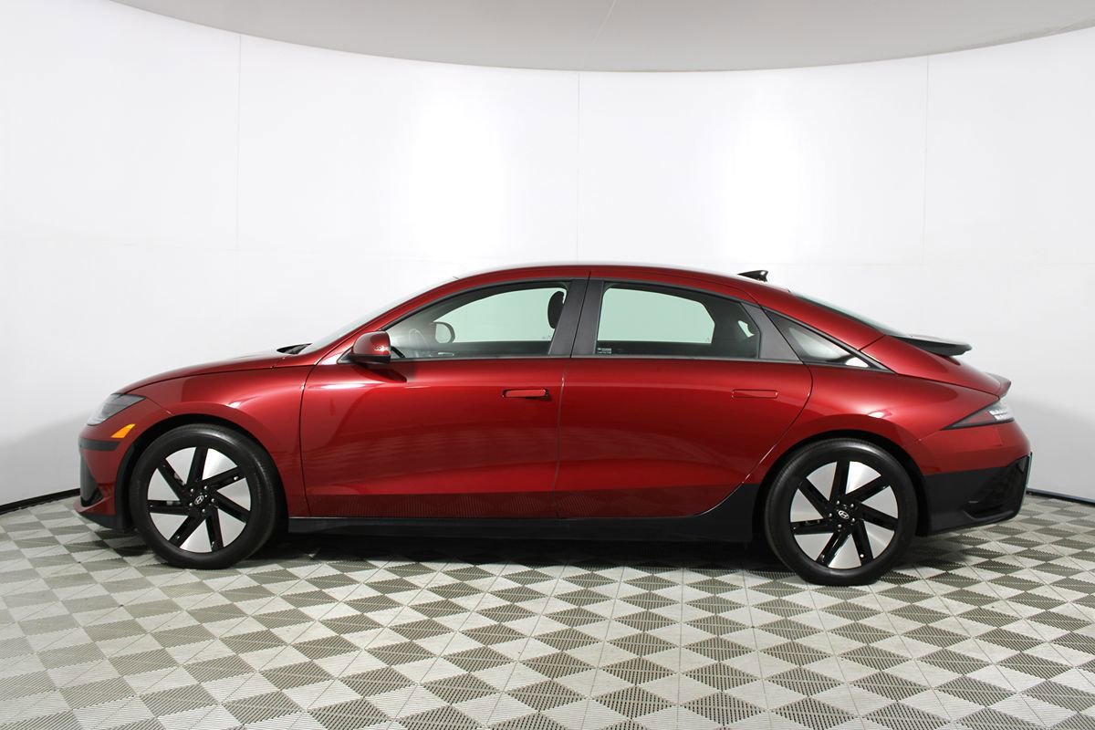 Used 2024 Hyundai Ioniq 6 SE RWD image 31