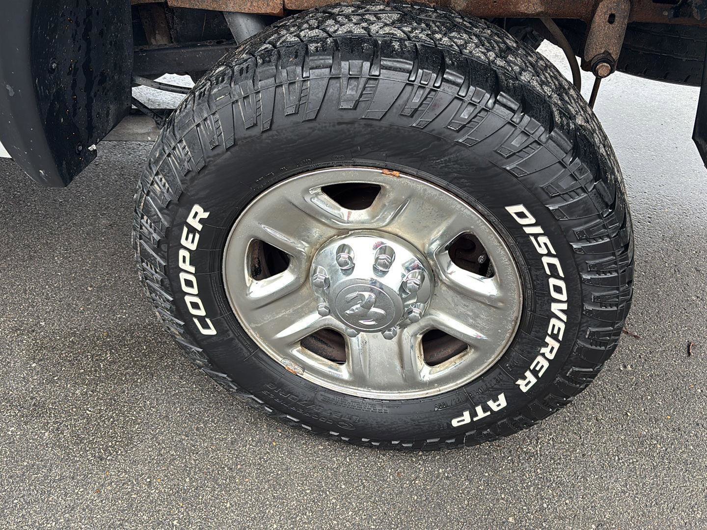 Used 2018 RAM 2500 Tradesman w/ Chrome Appearance Group image 12