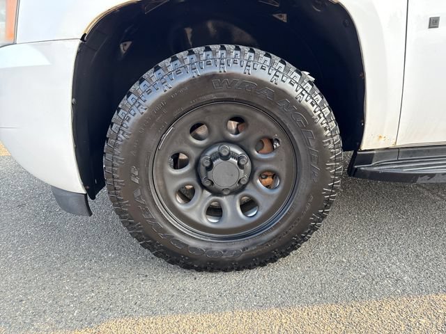 Used 2009 Chevrolet Tahoe 4WD w/ Skid Plate Package image 26