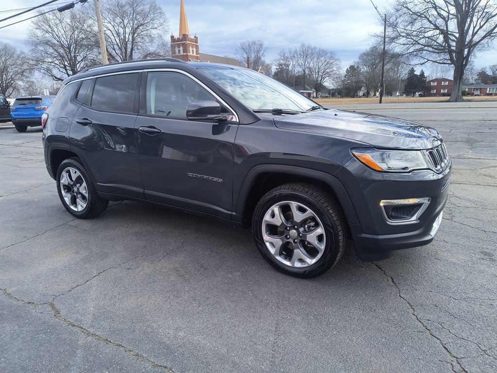 Used 2018 Jeep Compass Limited AWD/4WD image 7
