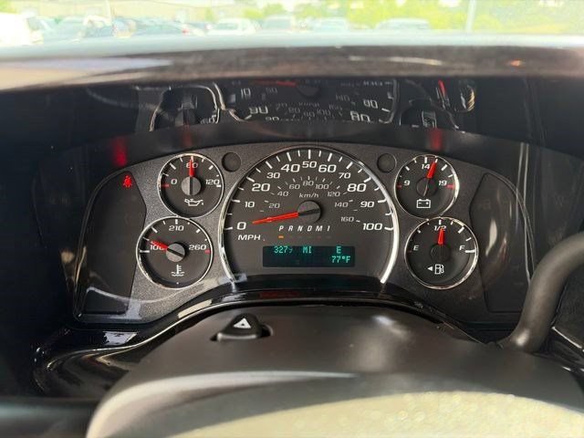Used 2023 Chevrolet Express 2500 RWD image 14