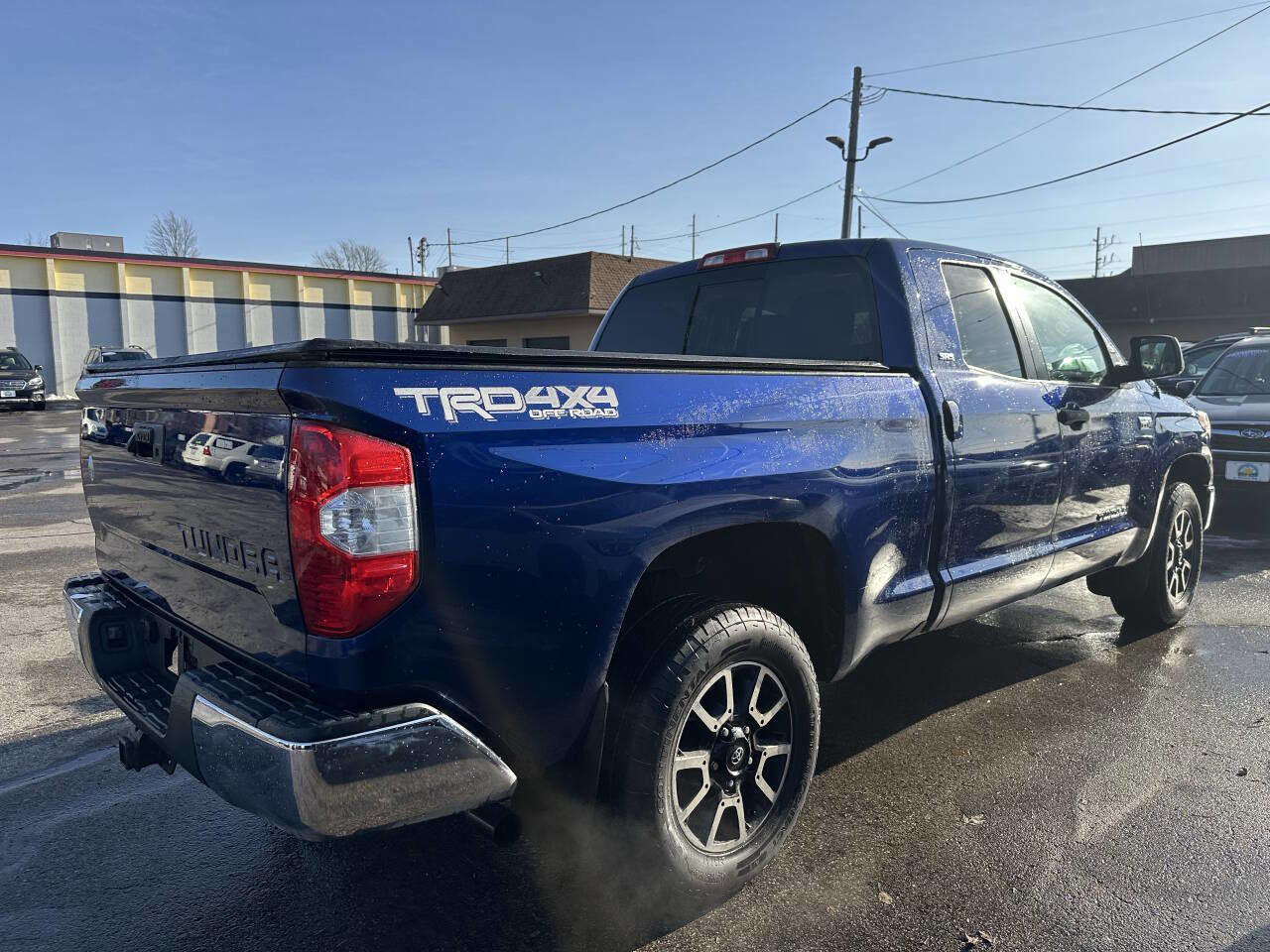 Used 2015 Toyota Tundra SR5 w/ TRD Off Road Package image 7