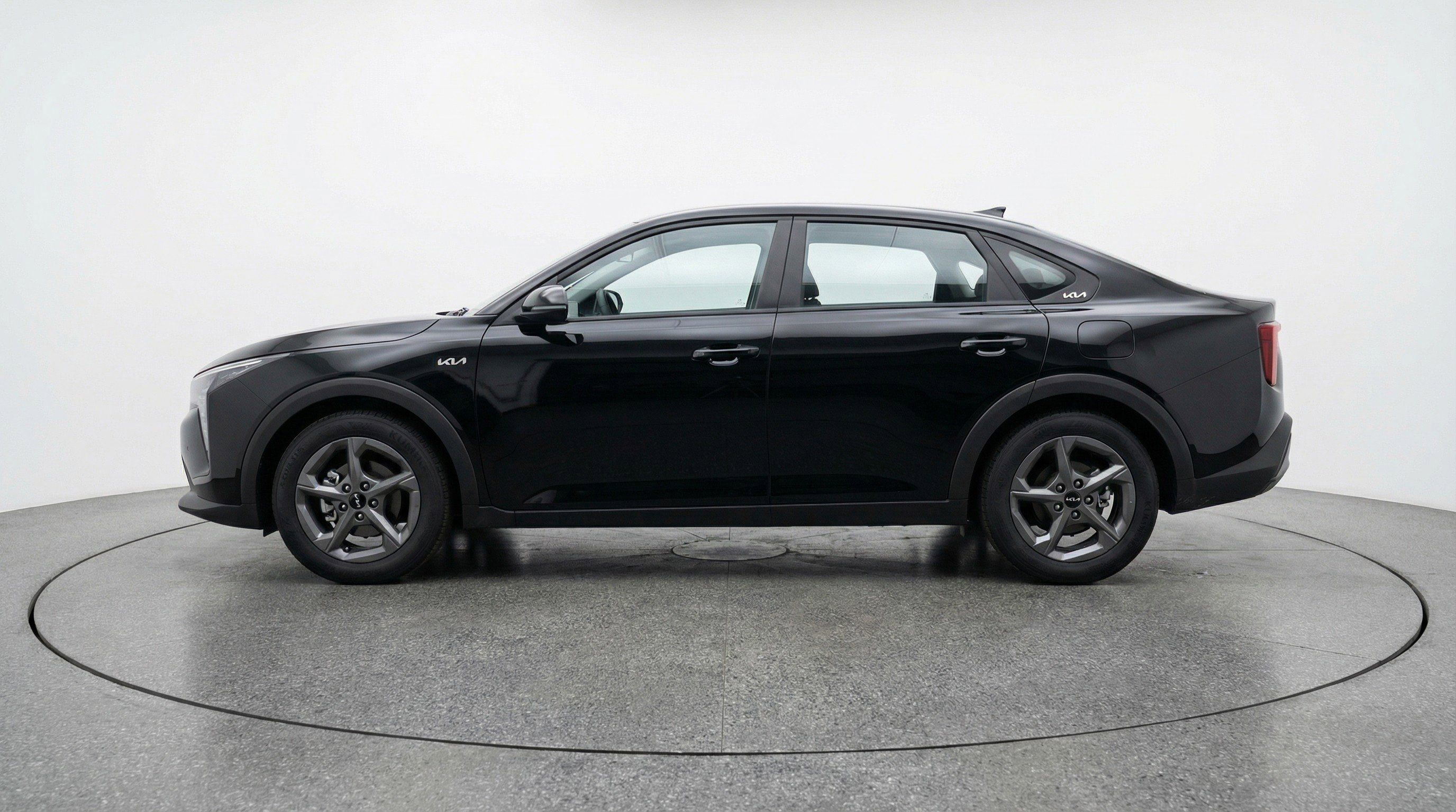 Used 2025 Kia K4 FWD image 5