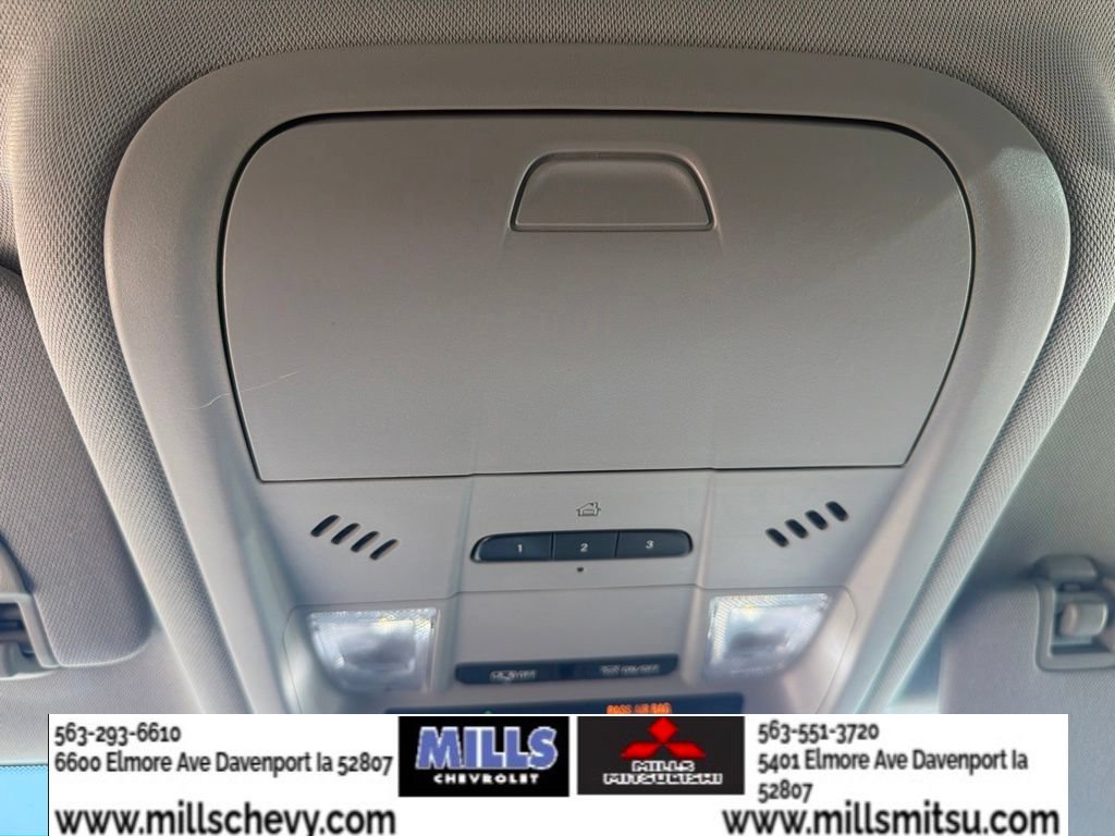 Used 2023 Chevrolet Equinox Premier AWD/4WD image 20