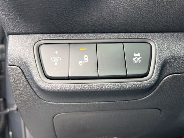 Certified 2023 Kia Forte LXS w/ LXS Technology Package image 11