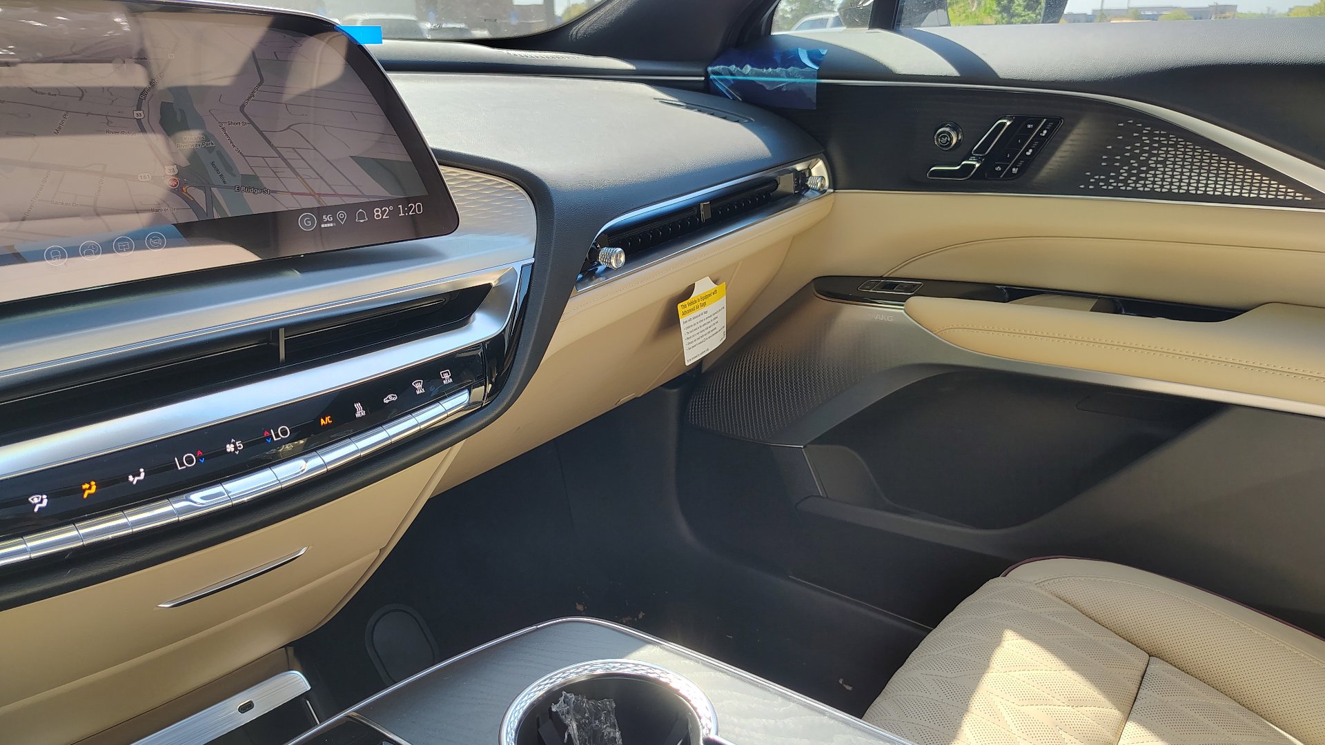 New 2026 Cadillac Lyriq Signature Luxury image 23