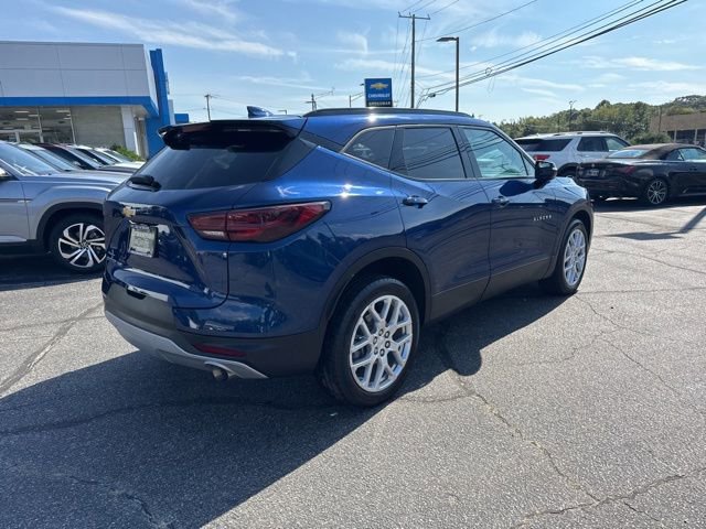 Used 2023 Chevrolet Blazer LT AWD/4WD image 7