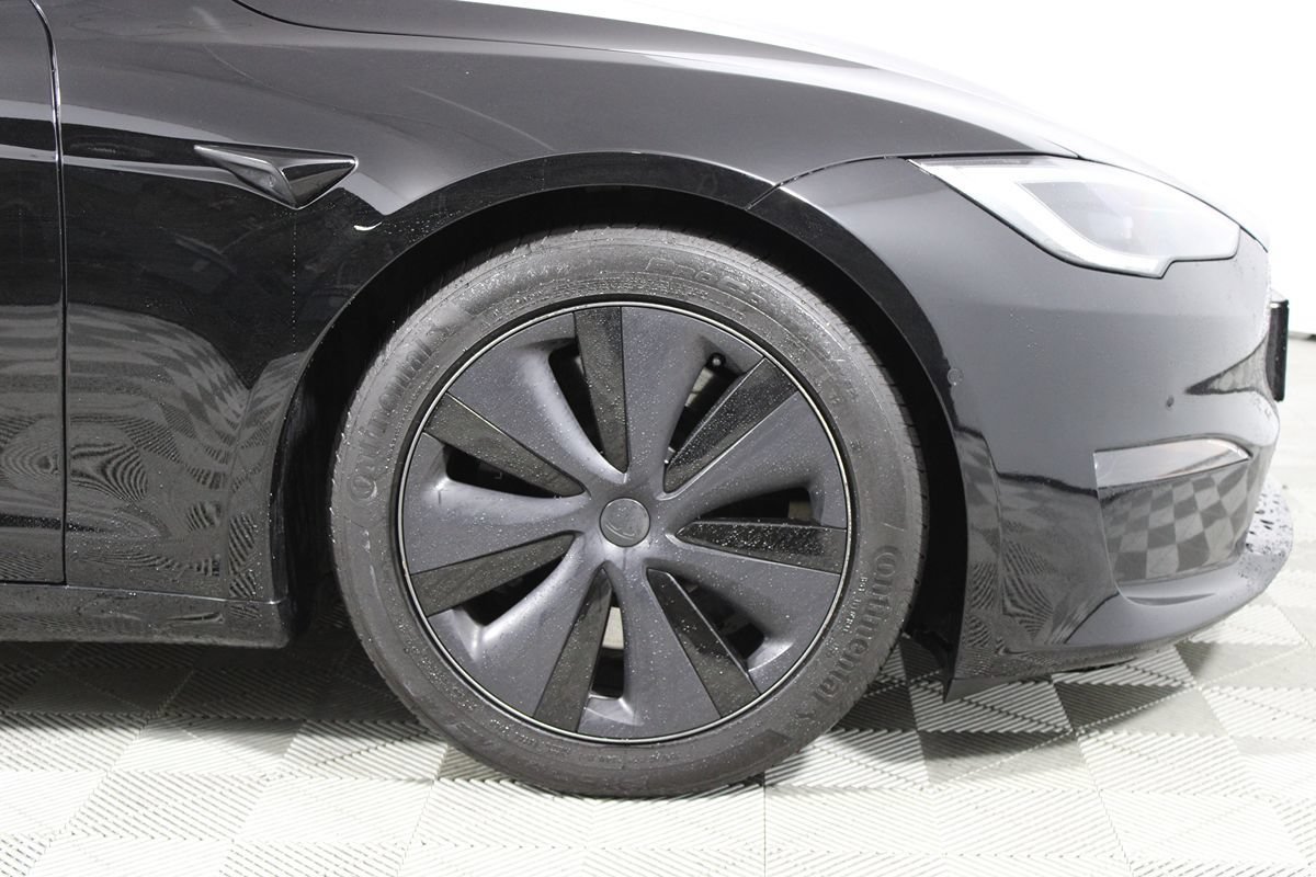 Used 2022 Tesla Model S Plaid AWD/4WD image 8