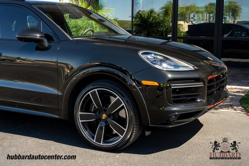 Used 2023 Porsche Cayenne Turbo AWD/4WD image 12